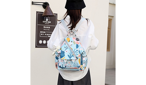 Stylish Multifunctional Maternity Bag for Mothers with Large Capacity Lightweight Travel Mommy Diaper Bag with Shoulder Strap